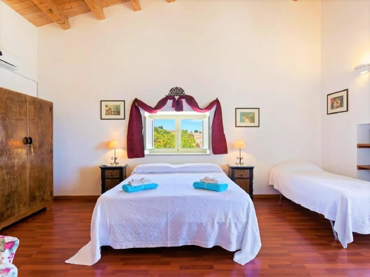 Holiday home Il Baglio Di Kharrub Rural Guest House